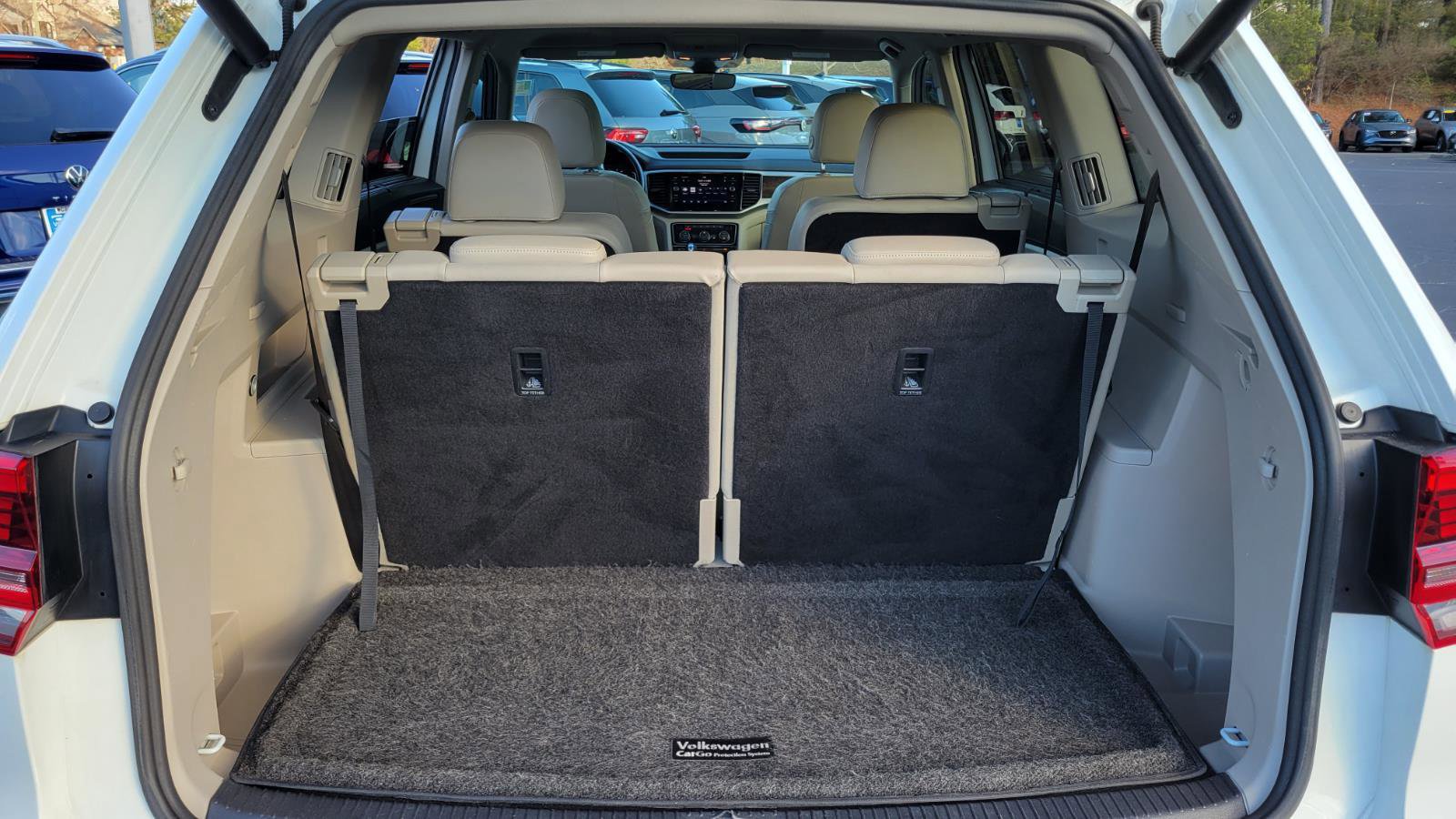 Used 2019 Volkswagen Atlas SEL Premium image 37