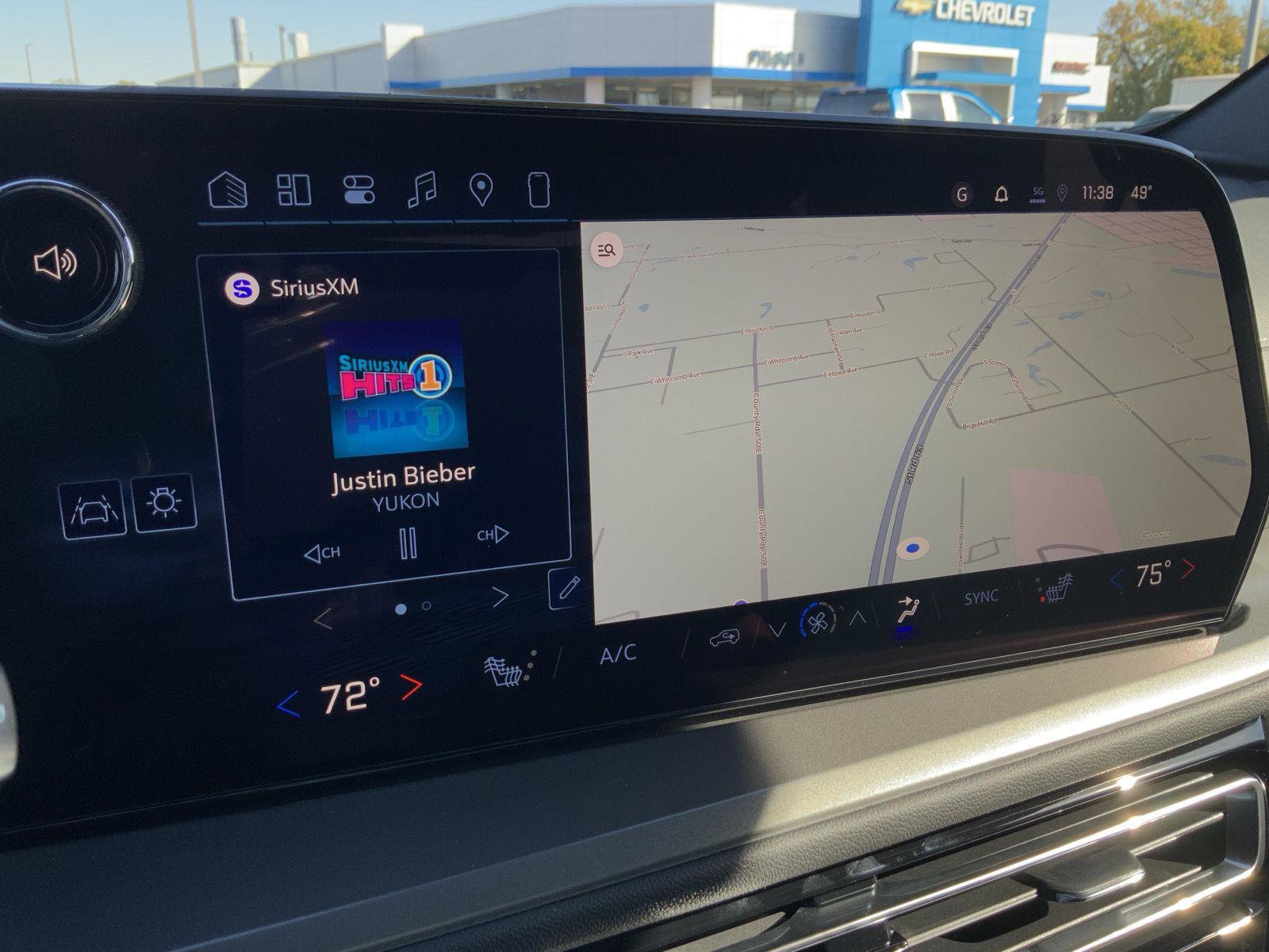 New 2026 Chevrolet Traverse LT w/ Driver Confidence Package image 38