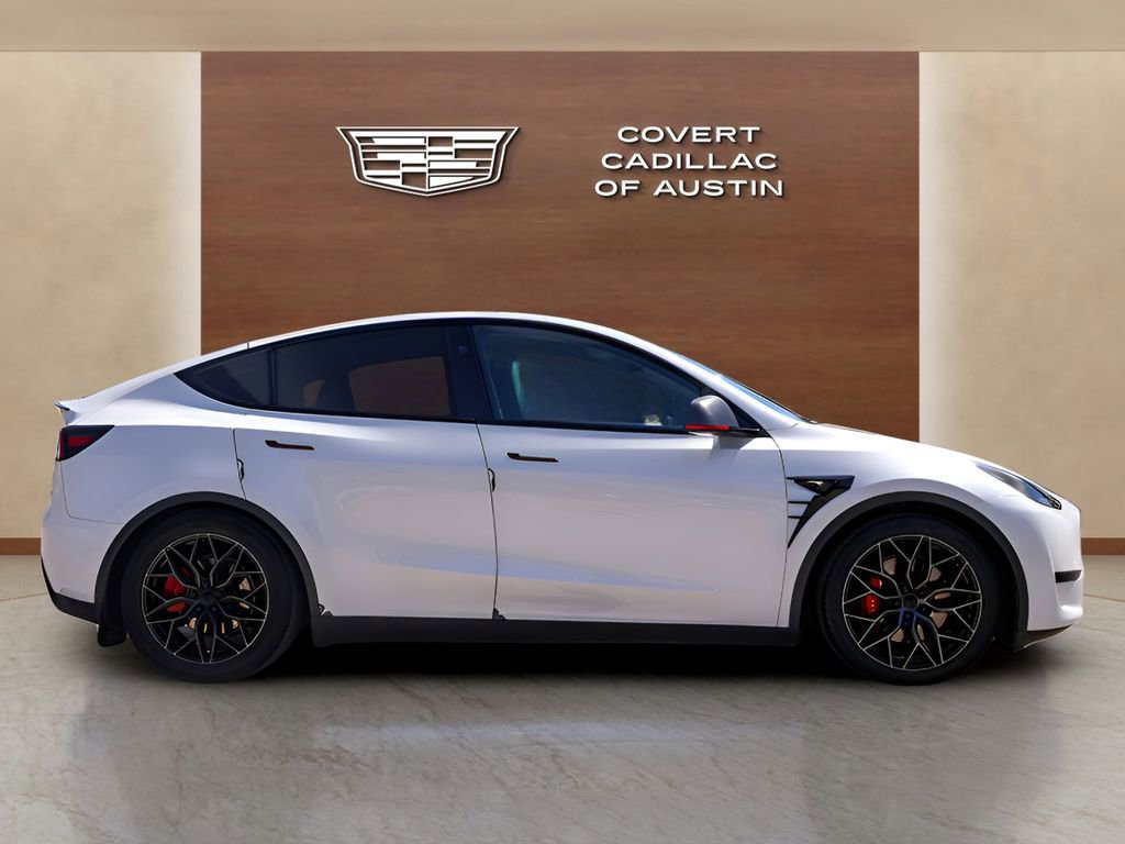 Used 2024 Tesla Model Y Performance image 5