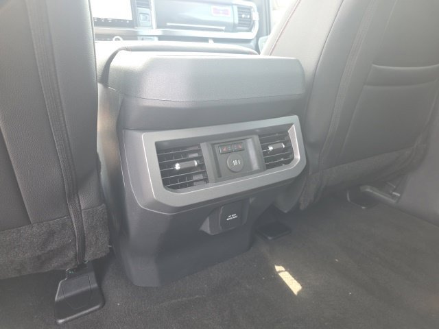 New 2026 Ford F250 Lariat w/ Black Appearance Package AWD/4WD image 50