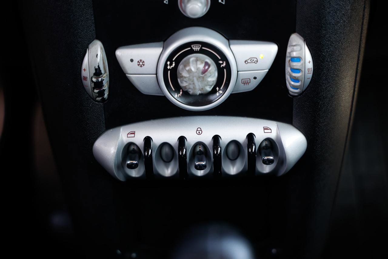 Used 2008 MINI Cooper Hardtop FWD image 26