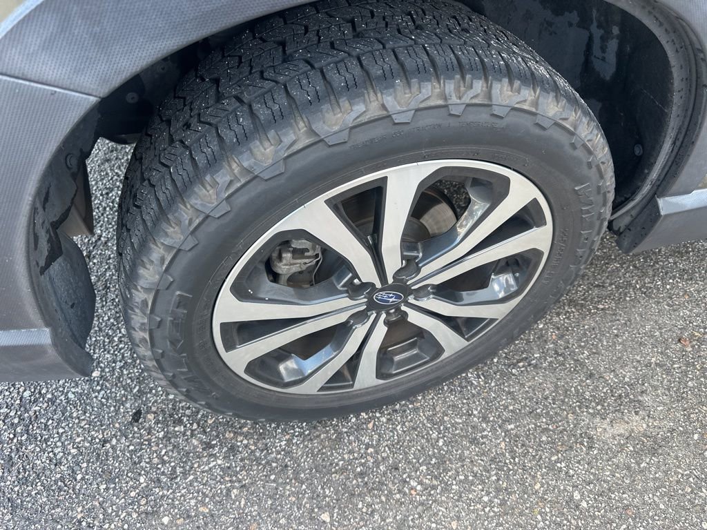 Used 2022 Subaru Forester Limited w/ Popular Package #3 image 6