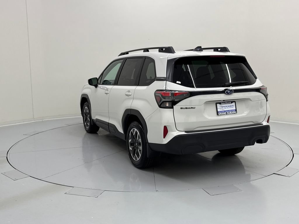 Used 2026 Subaru Forester Premium AWD/4WD image 3