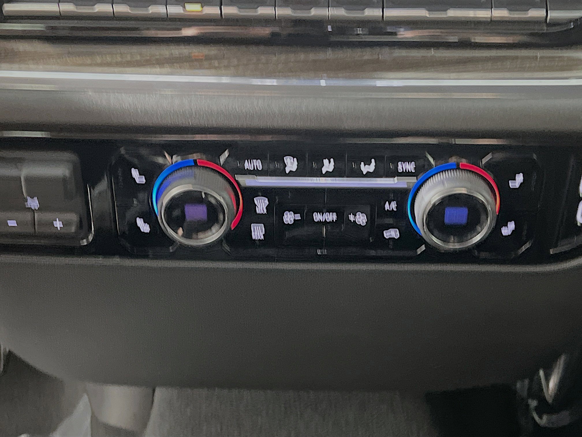 Used 2022 Chevrolet Silverado 1500 LT w/ All Star Edition Plus image 24