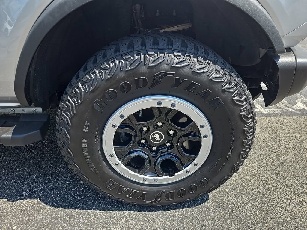 Used 2023 Ford Bronco Badlands w/ Sasquatch Package AWD/4WD image 18