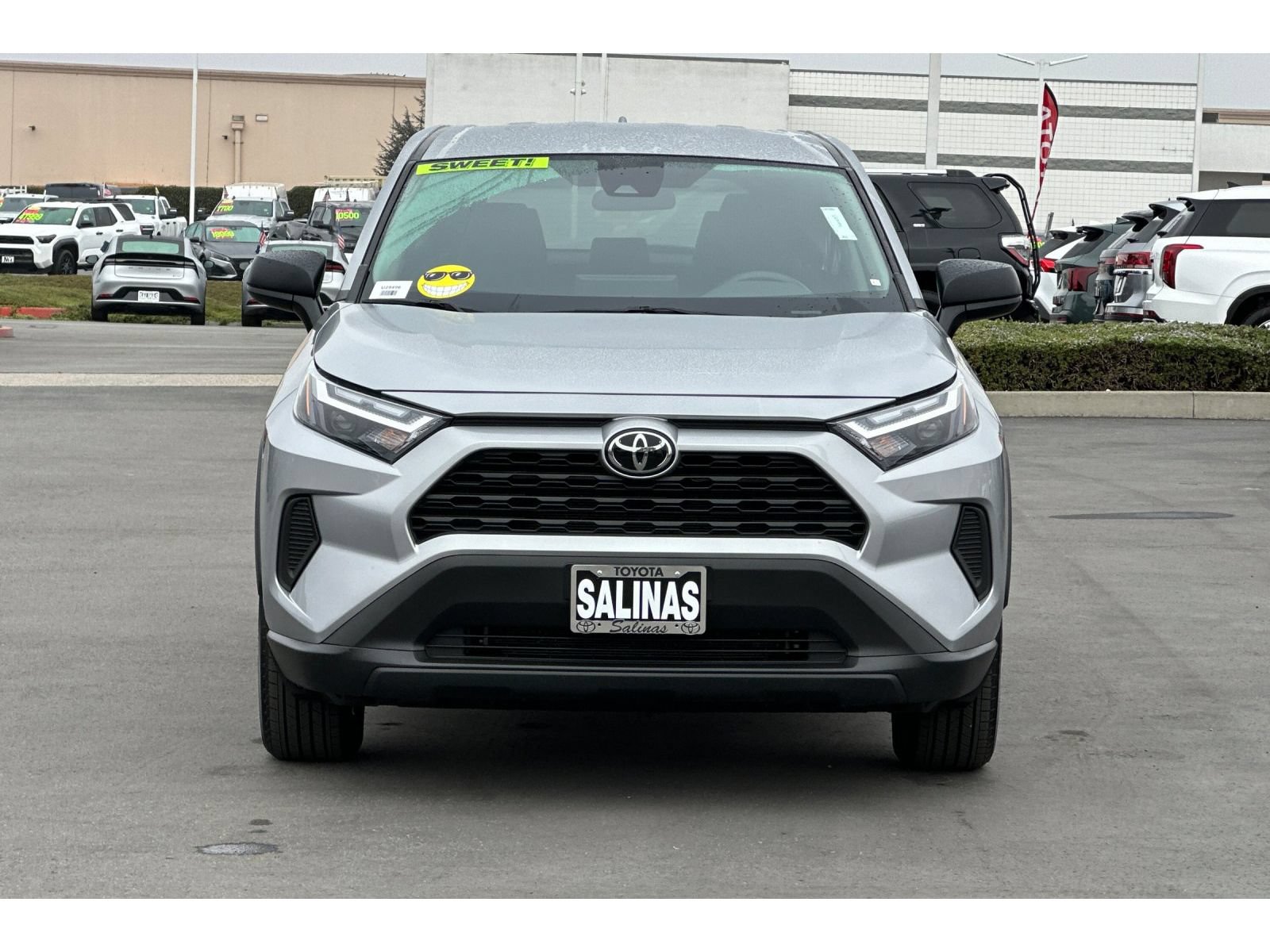 Used 2025 Toyota RAV4 LE AWD/4WD image 9
