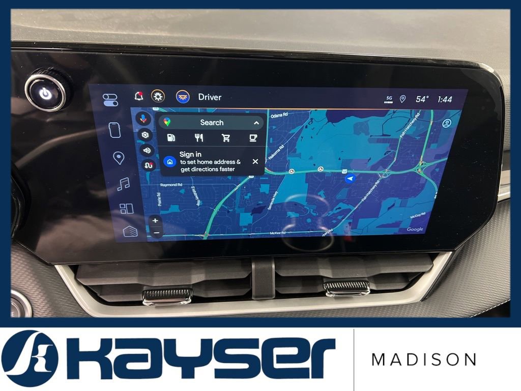 Used 2025 Chevrolet Equinox LT image 11