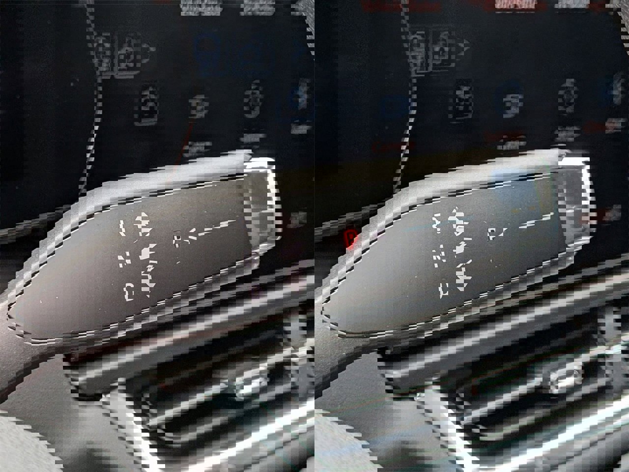 New 2026 Chevrolet Equinox EV LT image 14