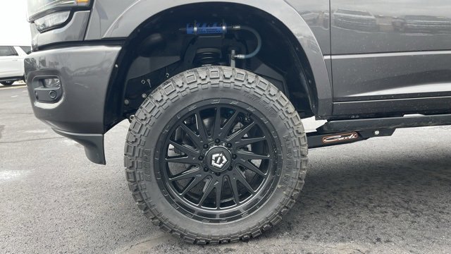 Used 2022 RAM 3500 Limited image 10