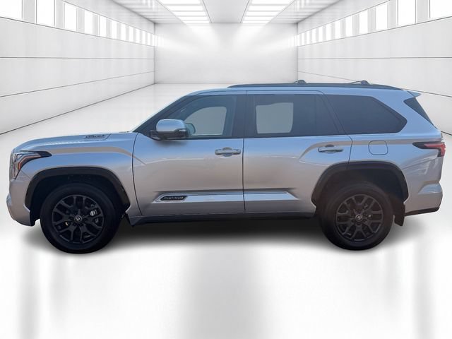 Used 2025 Toyota Sequoia Platinum AWD/4WD image 8