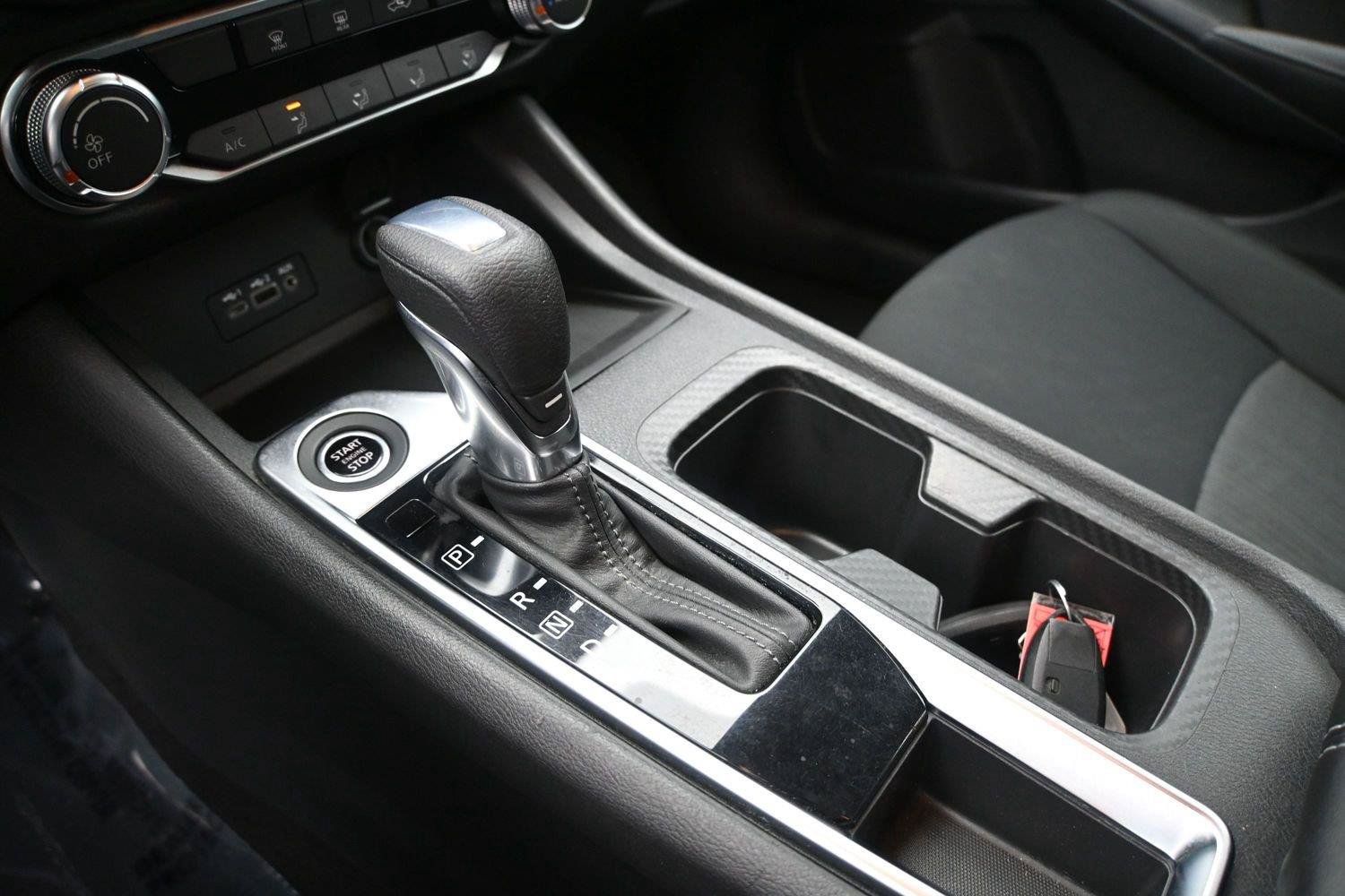Used 2022 Nissan Sentra SV FWD image 5