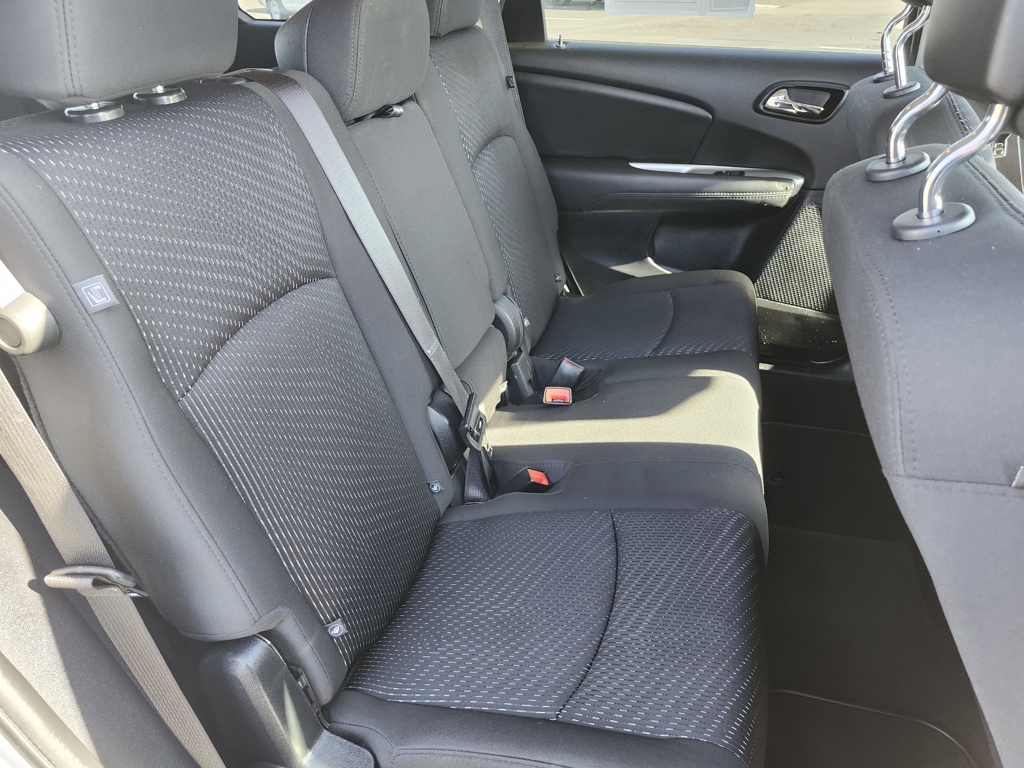 Used 2017 Dodge Journey SXT w/ Comfort/Convenience Group image 18