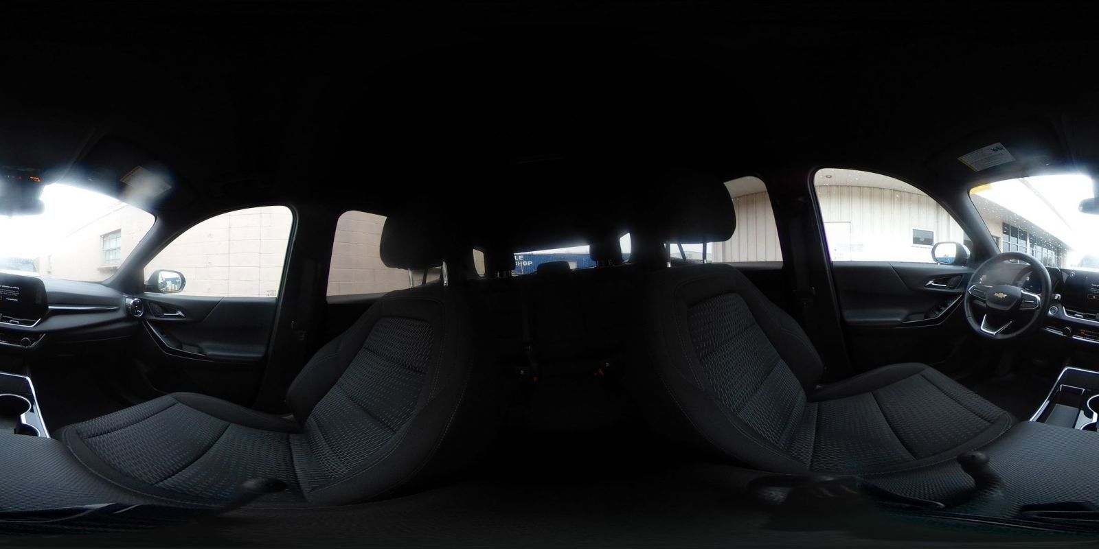 Used 2025 Chevrolet Equinox LT image 41