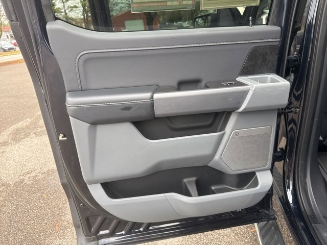 Used 2021 Ford F150 XLT w/ Equipment Group 302A High image 17