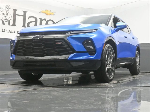 Used 2025 Chevrolet Blazer RS w/ Driver Confidence II Package image 4