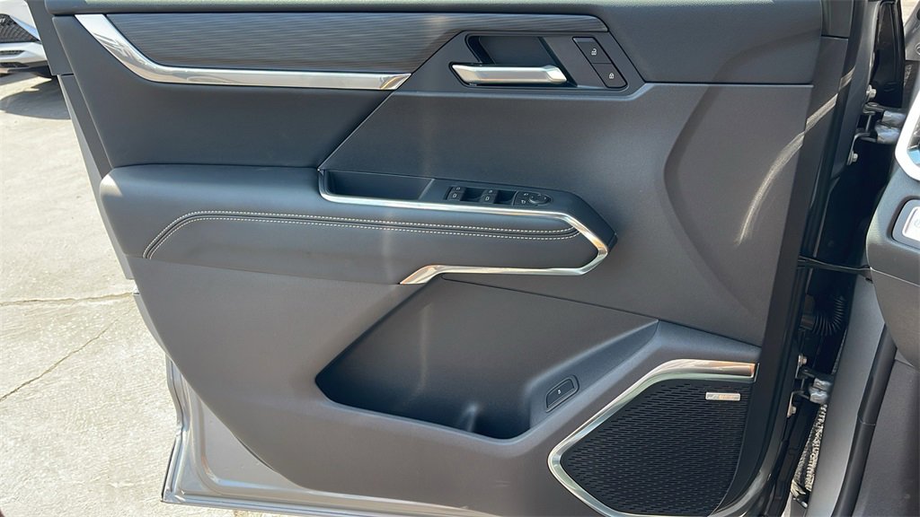 New 2025 GMC Acadia Elevation w/ Elevation Premium Package image 26