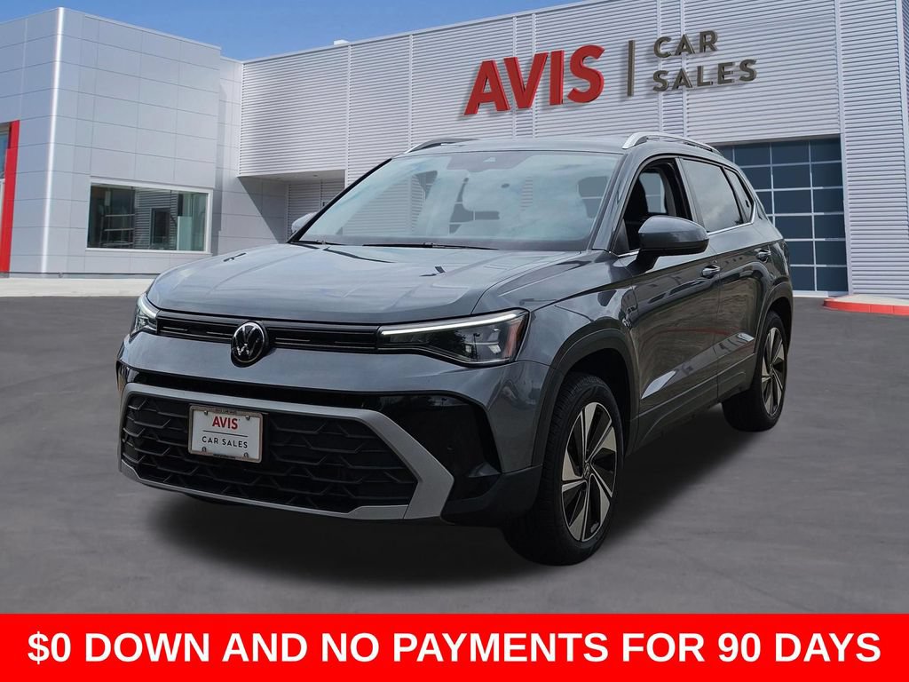 Used 2025 Volkswagen Taos SE AWD/4WD image 1