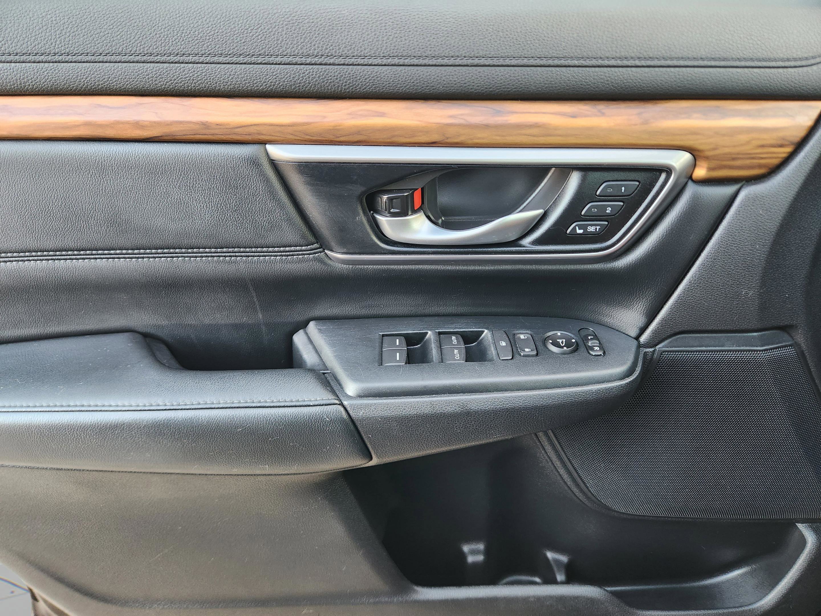 Used 2019 Honda CR-V EX-L image 18