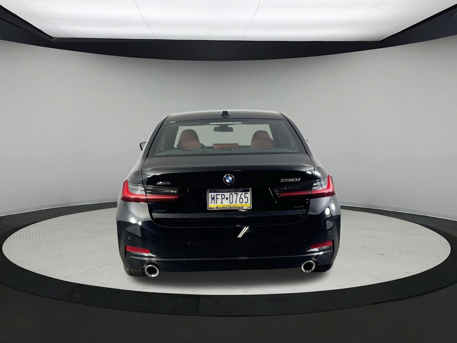 Certified 2025 BMW 330i xDrive Sedan w/ Convenience Package AWD/4WD image 6