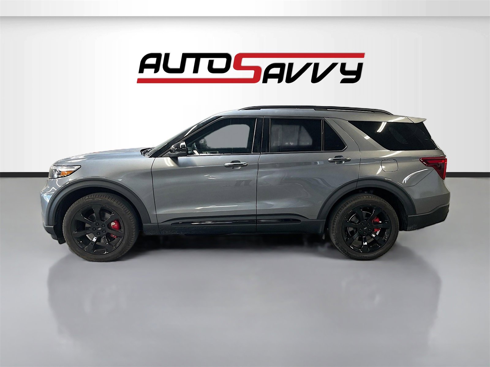 Used 2024 Ford Explorer ST w/ Equipment Group 401A image 4