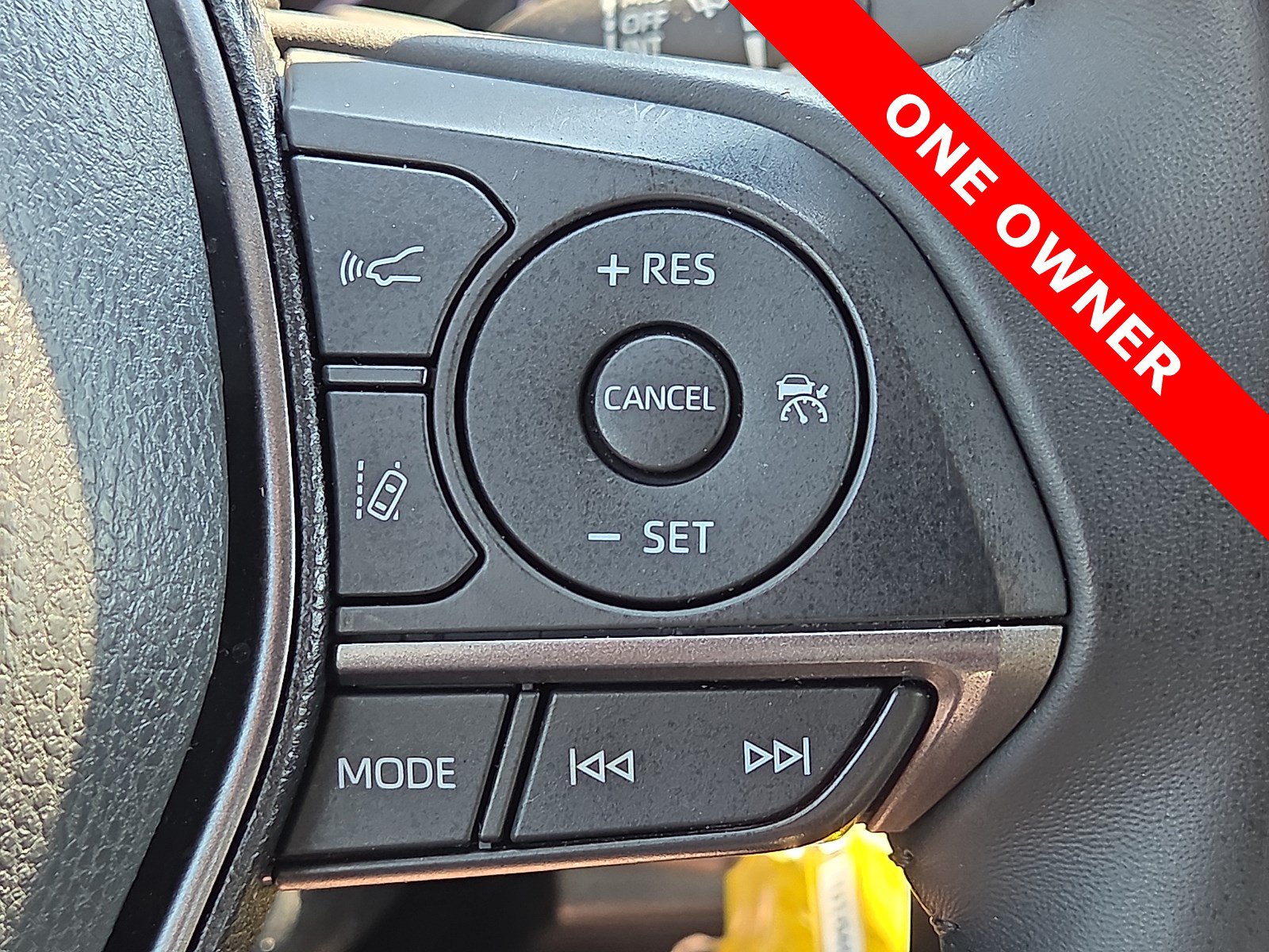 Used 2023 Toyota Camry SE FWD image 22