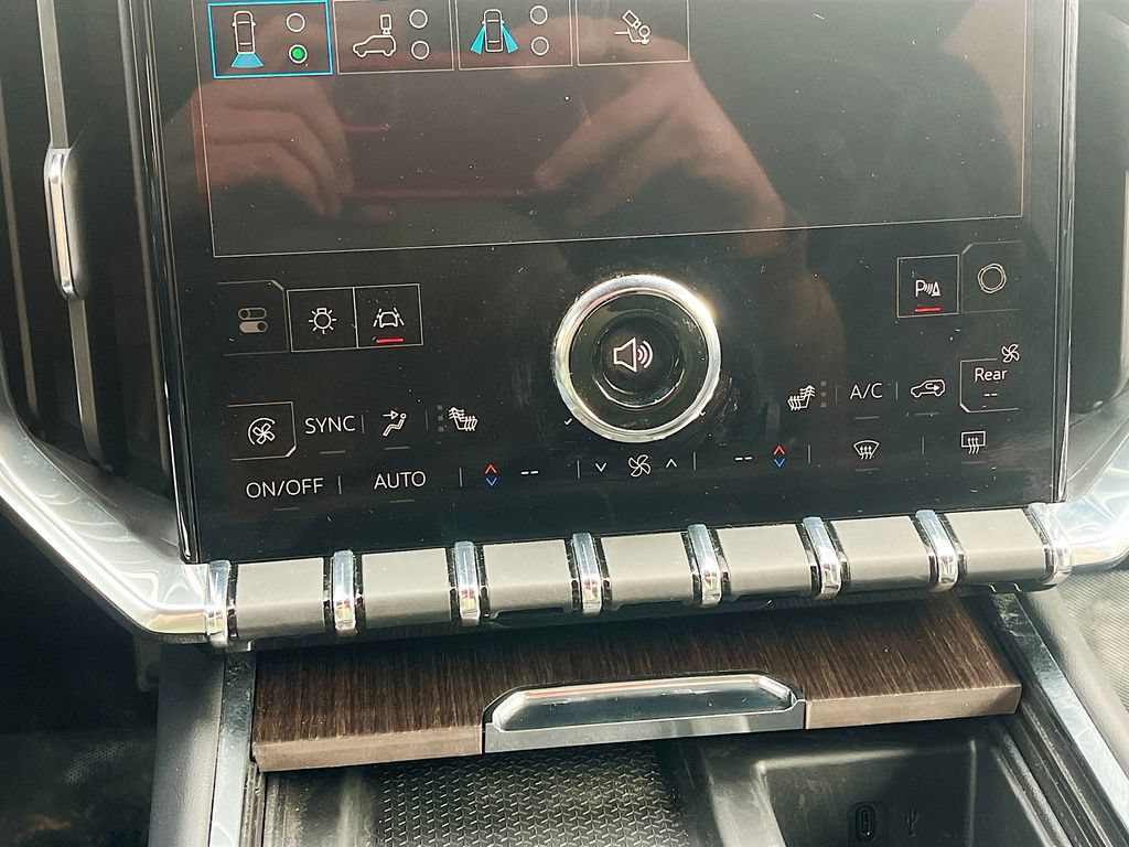 Used 2025 GMC Acadia Denali w/ Super Cruise Package AWD/4WD image 16