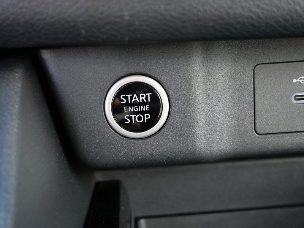 Used 2022 Nissan Rogue SV AWD/4WD image 20