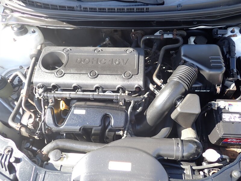 Used 2011 Kia Forte EX w/ Premium Pkg FWD image 18