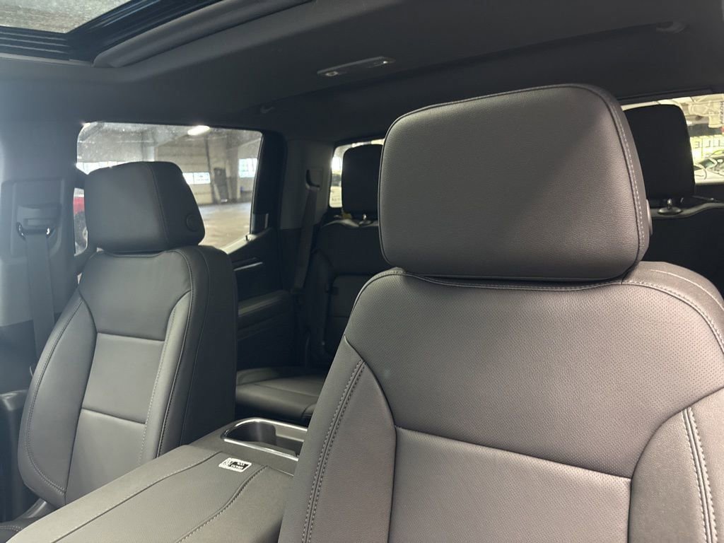 New 2026 Chevrolet Silverado 1500 LTZ w/ Technology Package AWD/4WD image 23
