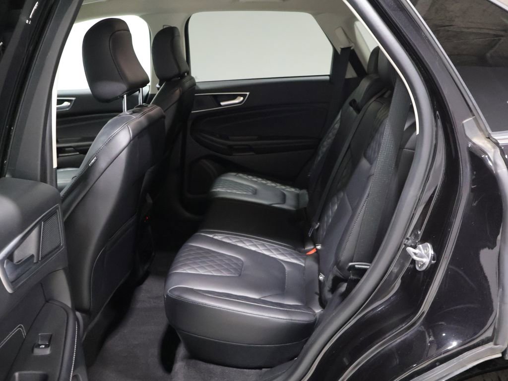 Used 2024 Ford Edge Titanium w/ Equipment Group 301A image 18