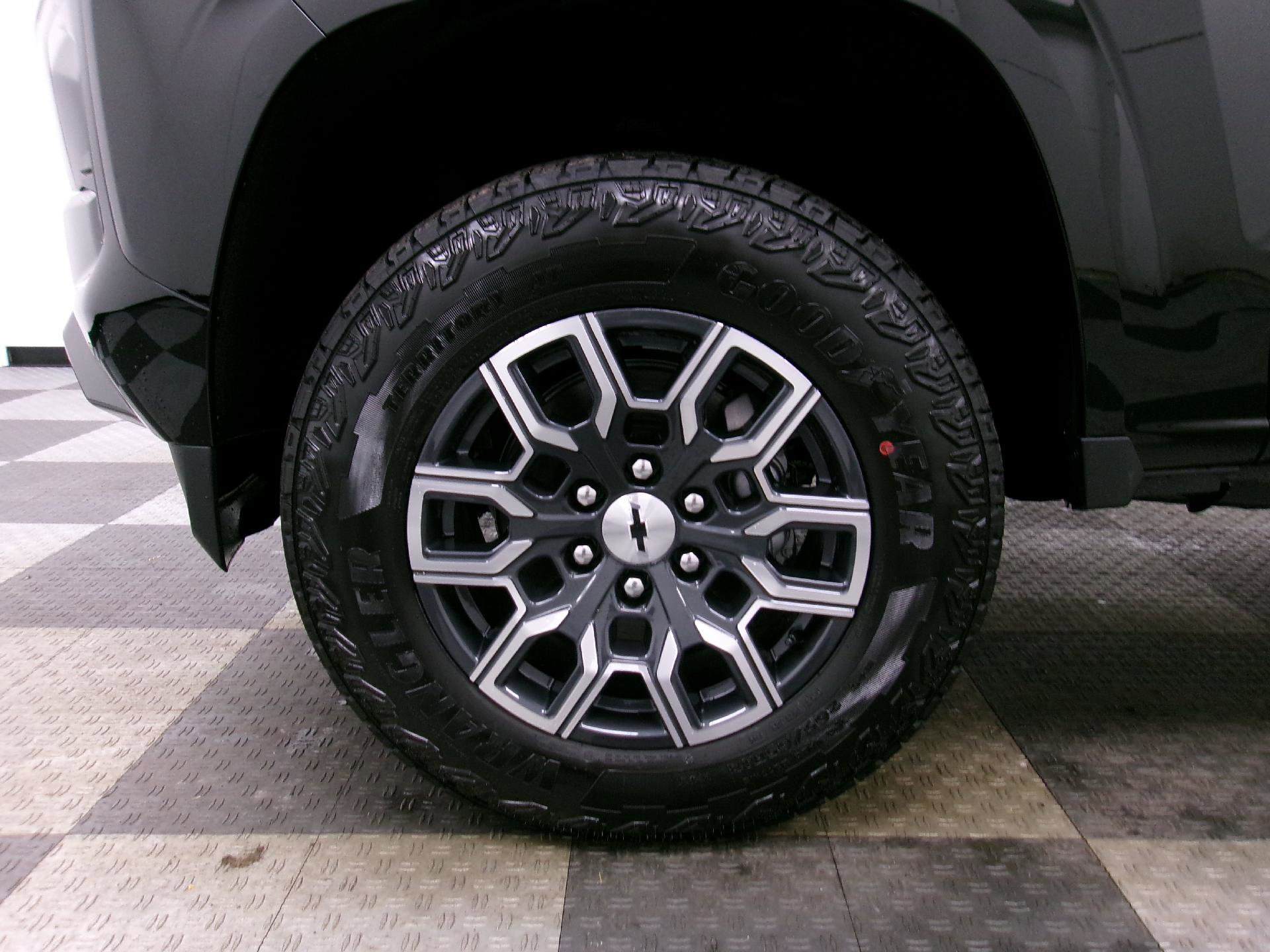 New 2026 Chevrolet Colorado Z71 w/ Technology Package image 16