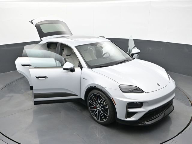 New 2025 Porsche Macan Turbo Electric image 34