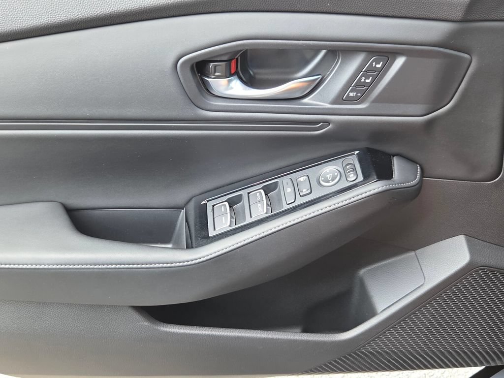 Used 2024 Honda Accord Touring image 29