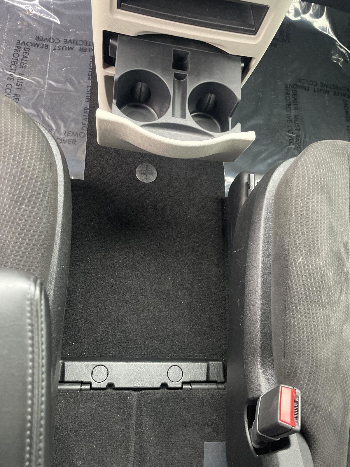 Used 2015 Dodge Grand Caravan American Value Package FWD image 27