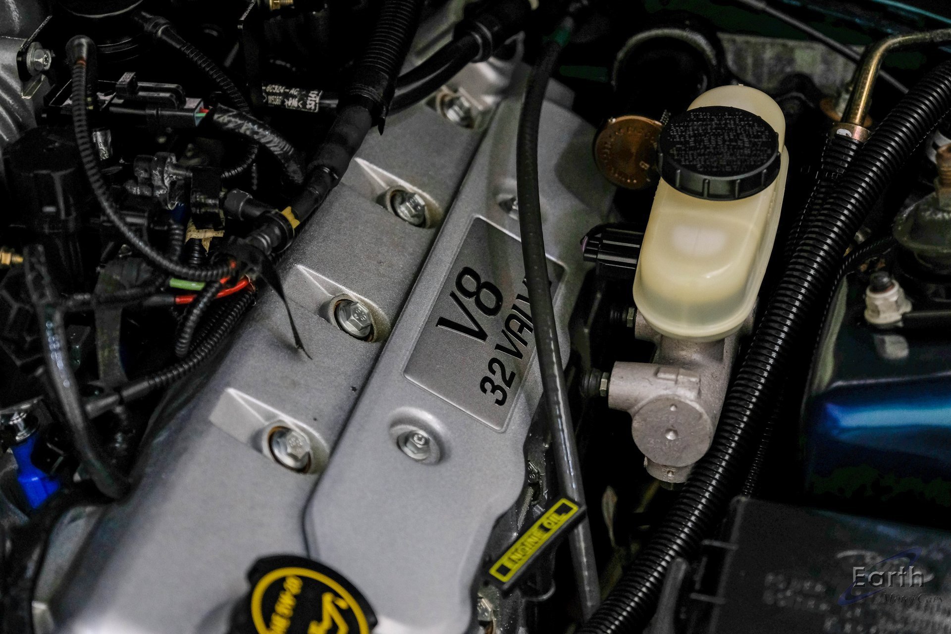 Used 2004 Ford Mustang Cobra image 98