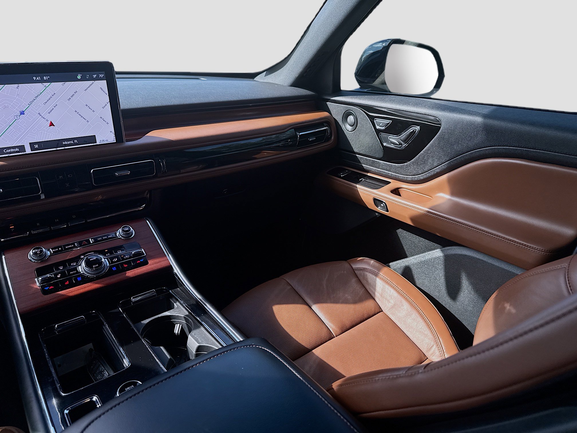 Used 2023 Lincoln Aviator Reserve w/ Equipment Group 201A image 22