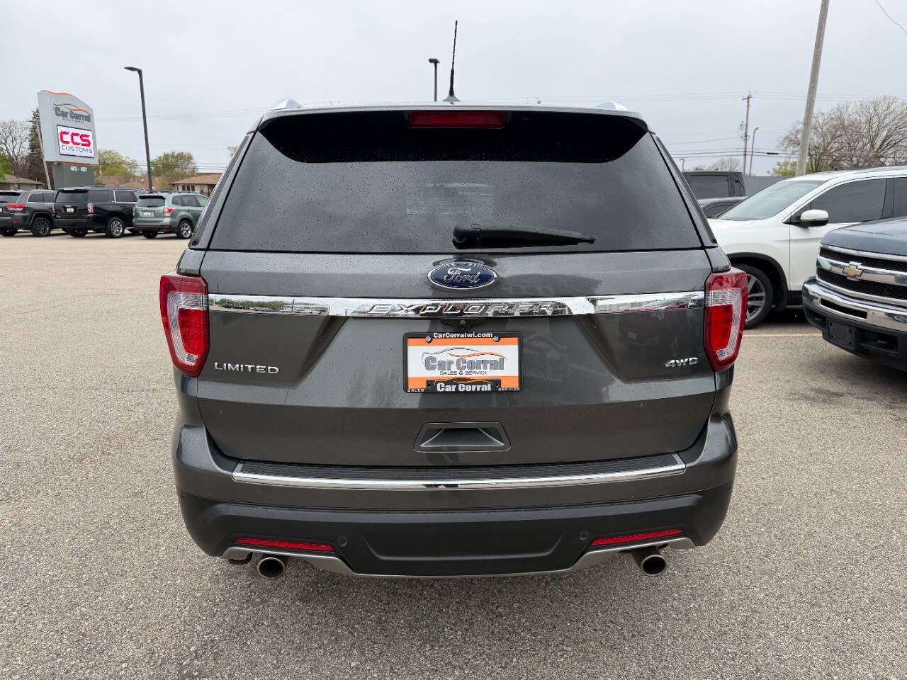 Used 2018 Ford Explorer Limited AWD/4WD image 4
