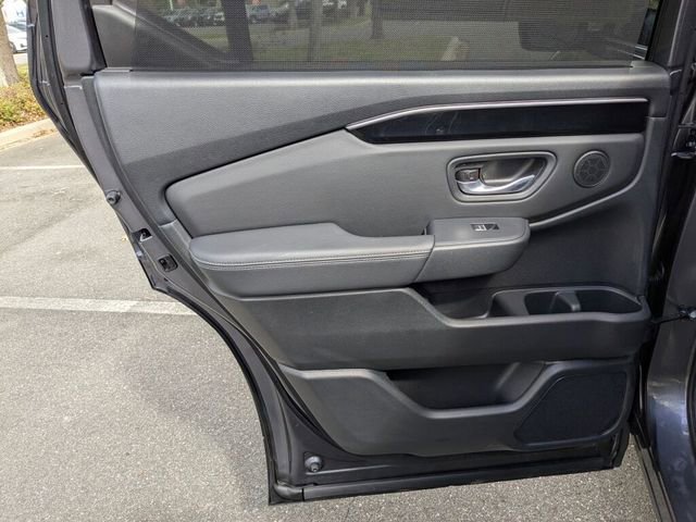 Certified 2025 Honda Pilot Touring image 40