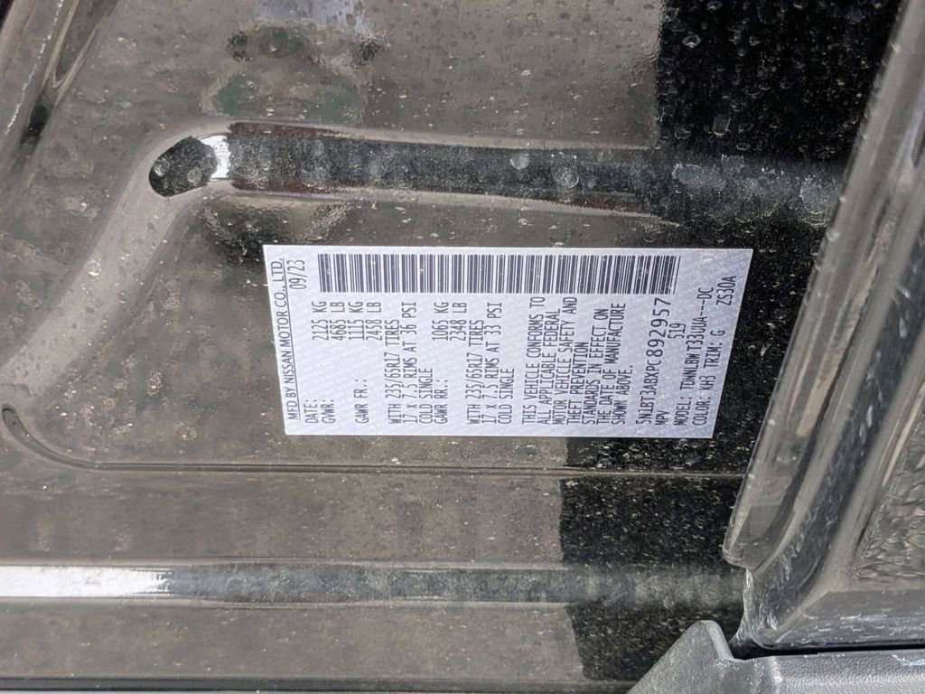 Used 2023 Nissan Rogue S AWD/4WD image 30