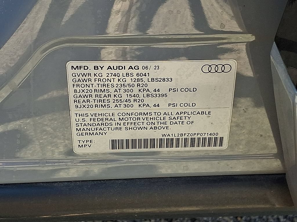 Used 2023 Audi Q4 e-tron Premium Plus w/ Premium Plus AWD/4WD image 28