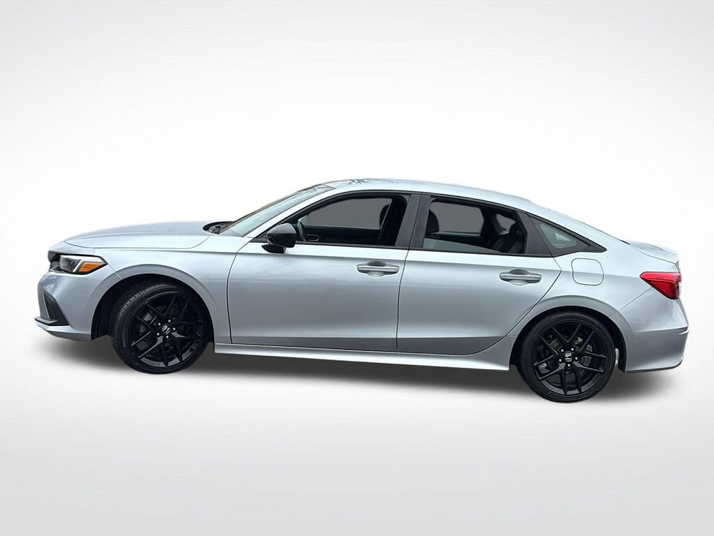 Used 2023 Honda Civic Sport image 4
