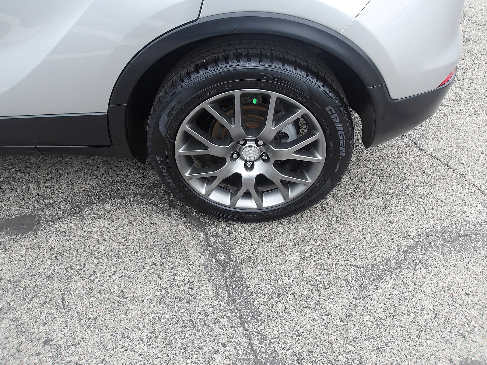 Used 2018 Buick Encore Sport Touring FWD image 22
