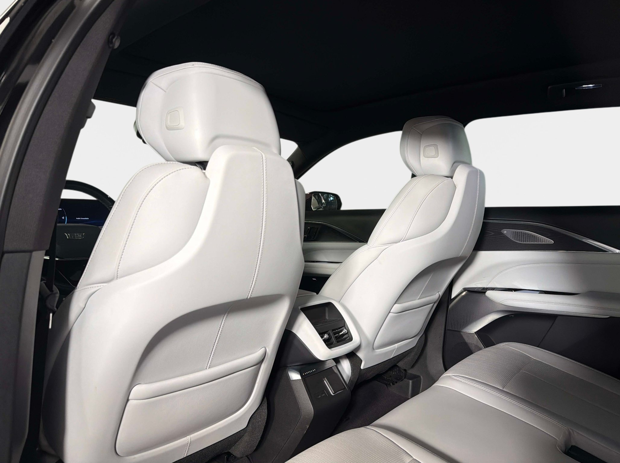 Used 2024 Cadillac Lyriq Luxury RWD image 30