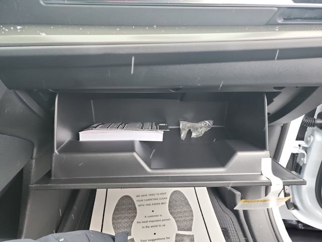 New 2026 Chevrolet Traverse LT w/ Driver Confidence Package image 11