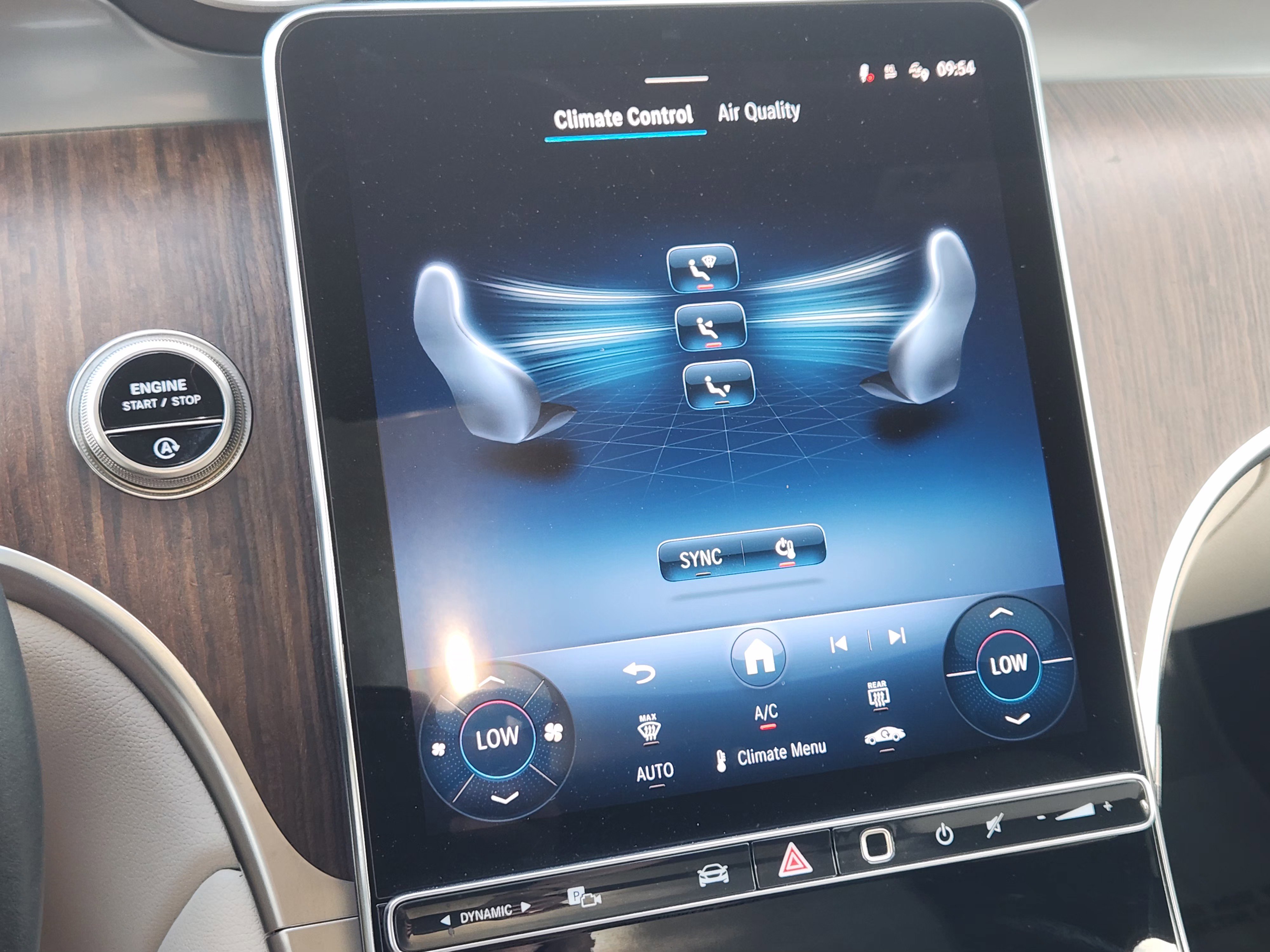Used 2025 Mercedes-Benz GLC 300 image 19