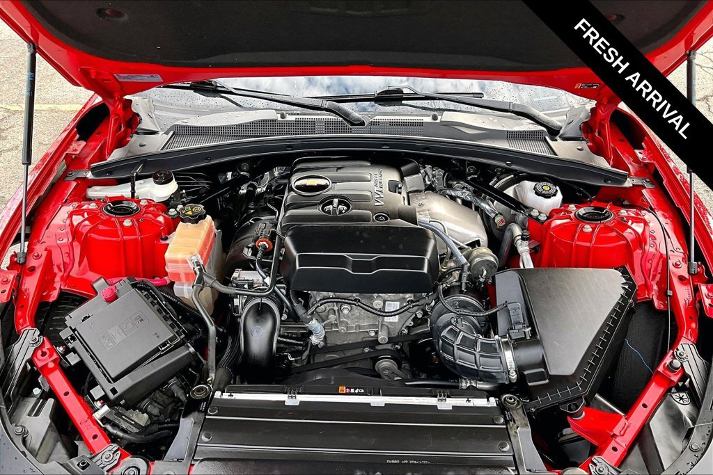 Used 2023 Chevrolet Camaro LT RWD image 27