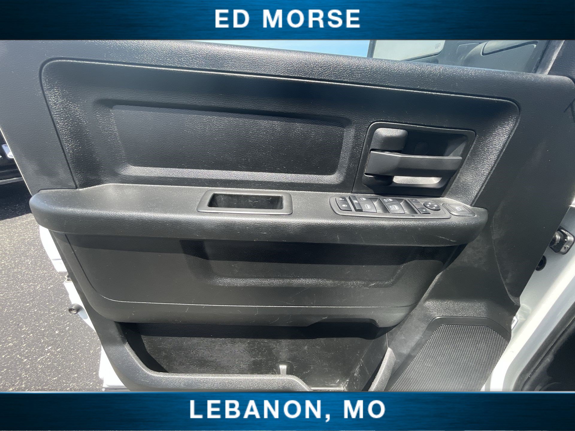 Used 2024 RAM 2500 Tradesman w/ Chrome Appearance Group AWD/4WD image 19