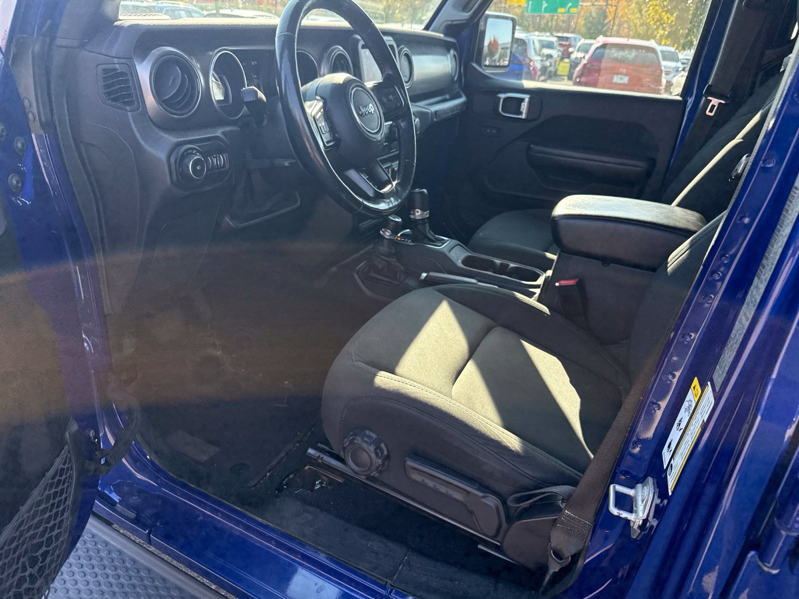 Used 2019 Jeep Wrangler Unlimited Sport S AWD/4WD image 9