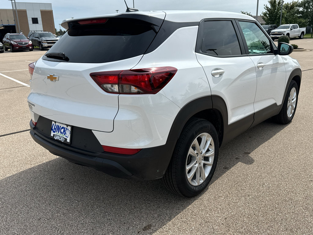 New 2026 Chevrolet TrailBlazer LS w/ LS Convenience Package FWD image 4