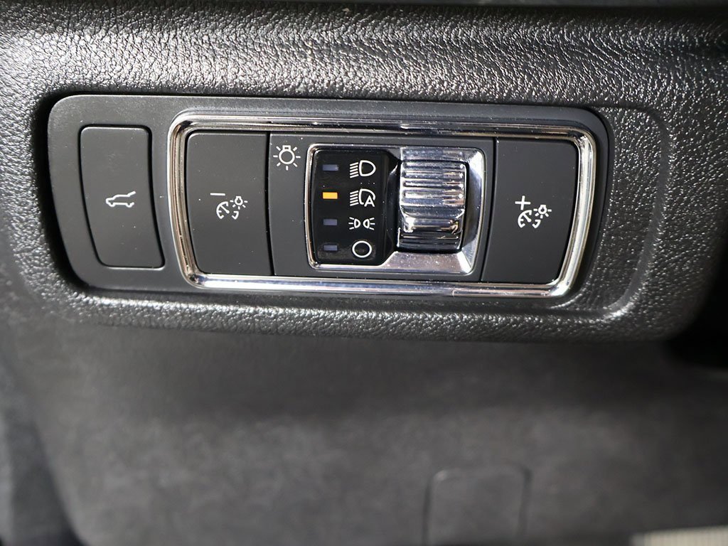 Used 2022 Lincoln Corsair Reserve w/ Elements Package image 35